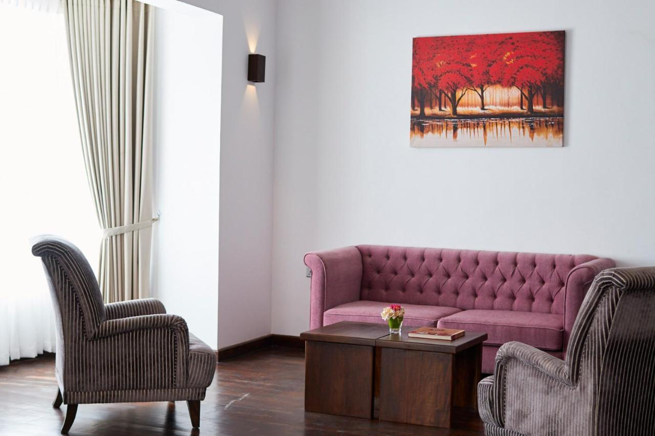 Galway Heights Hotel Nuwara Eliya Bagian luar foto