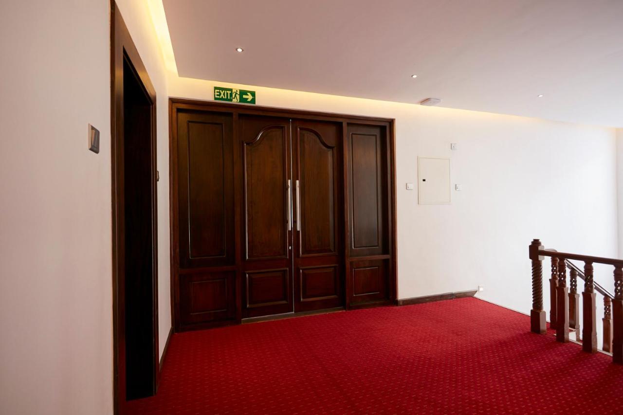 Galway Heights Hotel Nuwara Eliya Bagian luar foto