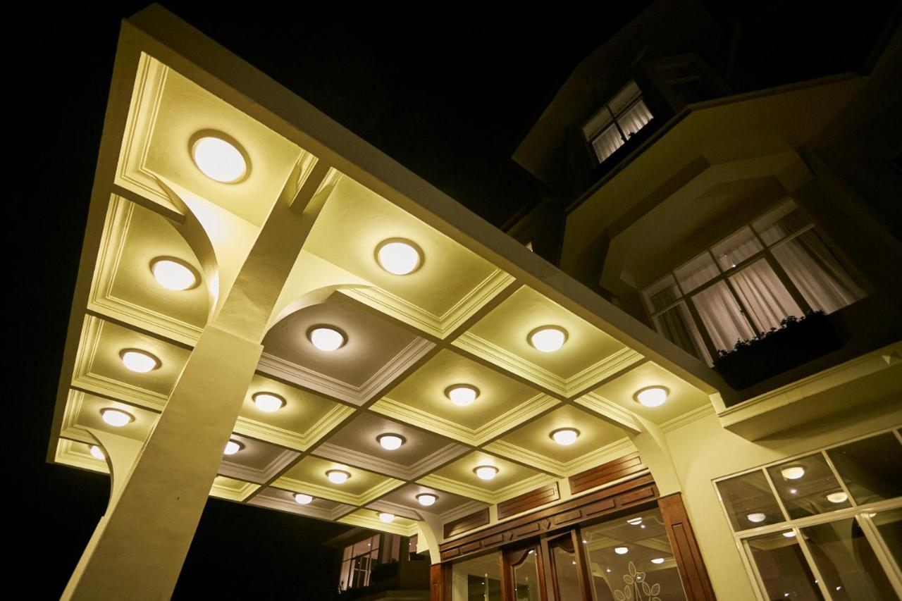 Galway Heights Hotel Nuwara Eliya Bagian luar foto